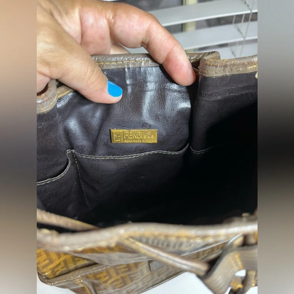 Fendi Tan and Brown Logo Crossbody Bag - Picture 5 of 13